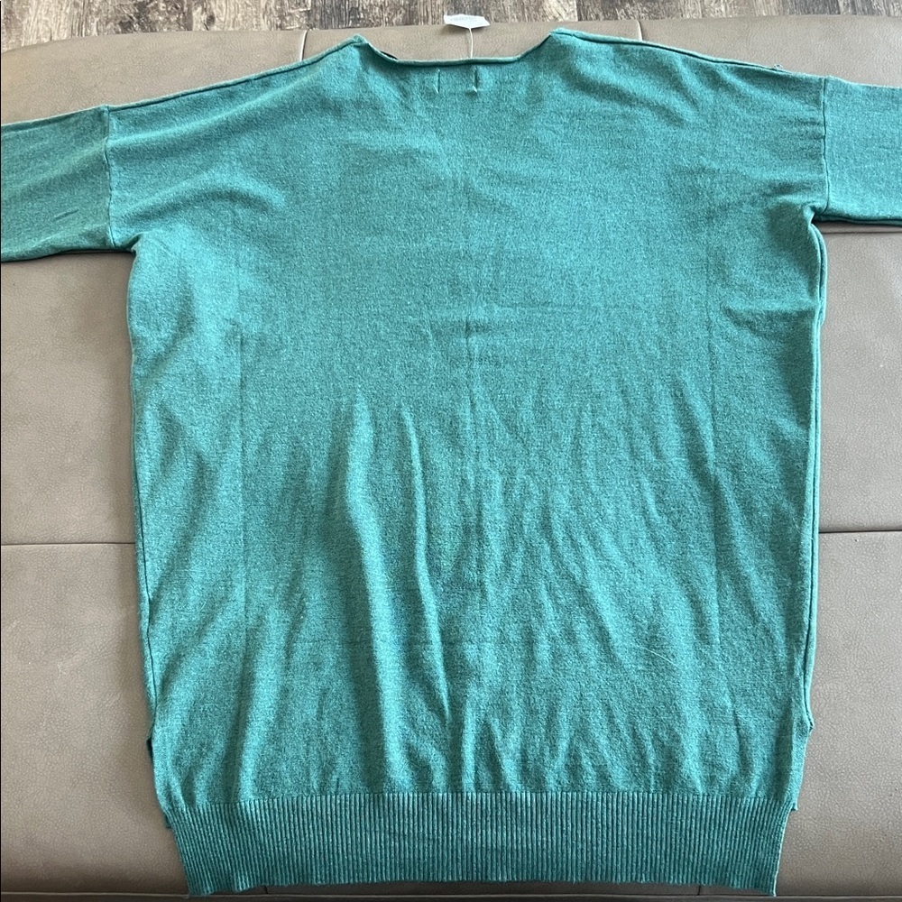 Dreamers by Debut (Versona) green sweater sz s/m new - Picture 5 of 5